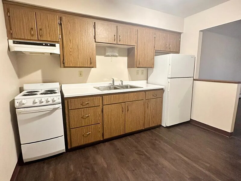 Building Photo - 1321 Division St