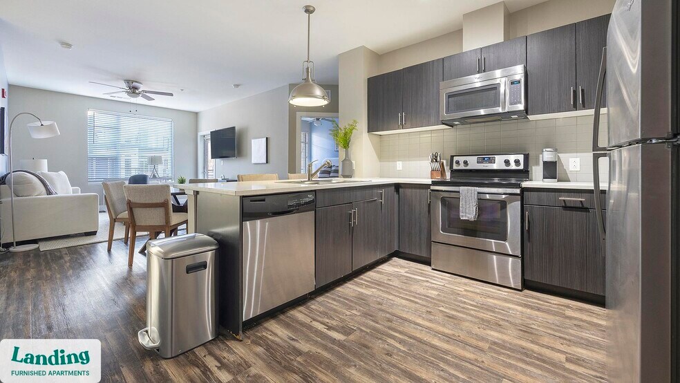 Building Photo - 1000 S Broadway