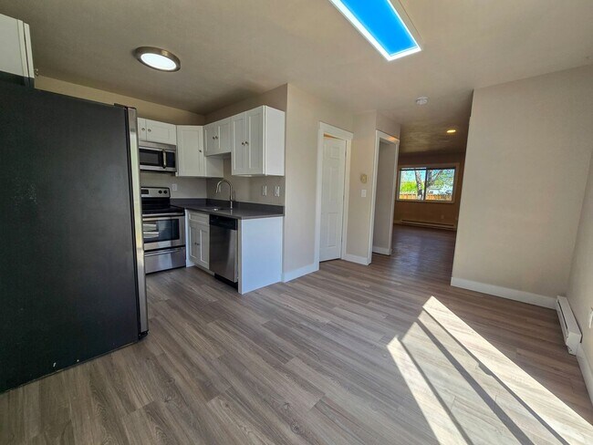 Building Photo - 3515 Hayden Pl