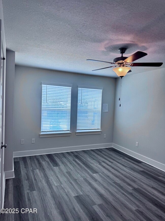 Building Photo - 205 Palmeras Marinas Ln