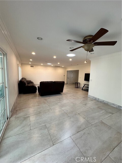 Building Photo - 1233 California Ave