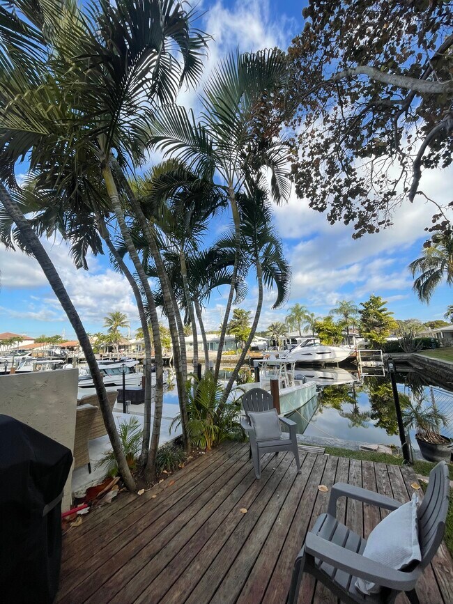 Building Photo - 1861 SE 4th St