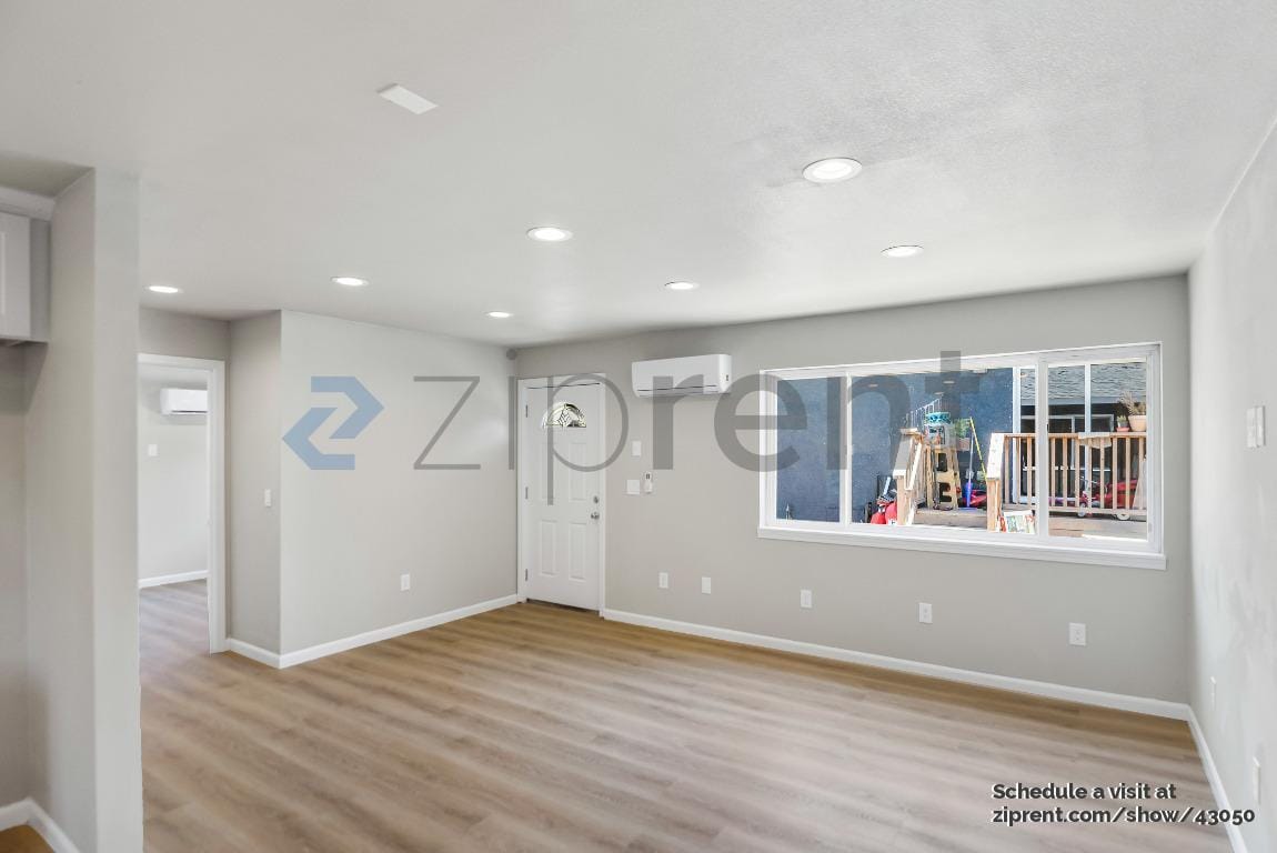 Building Photo - 1715 96th Ave