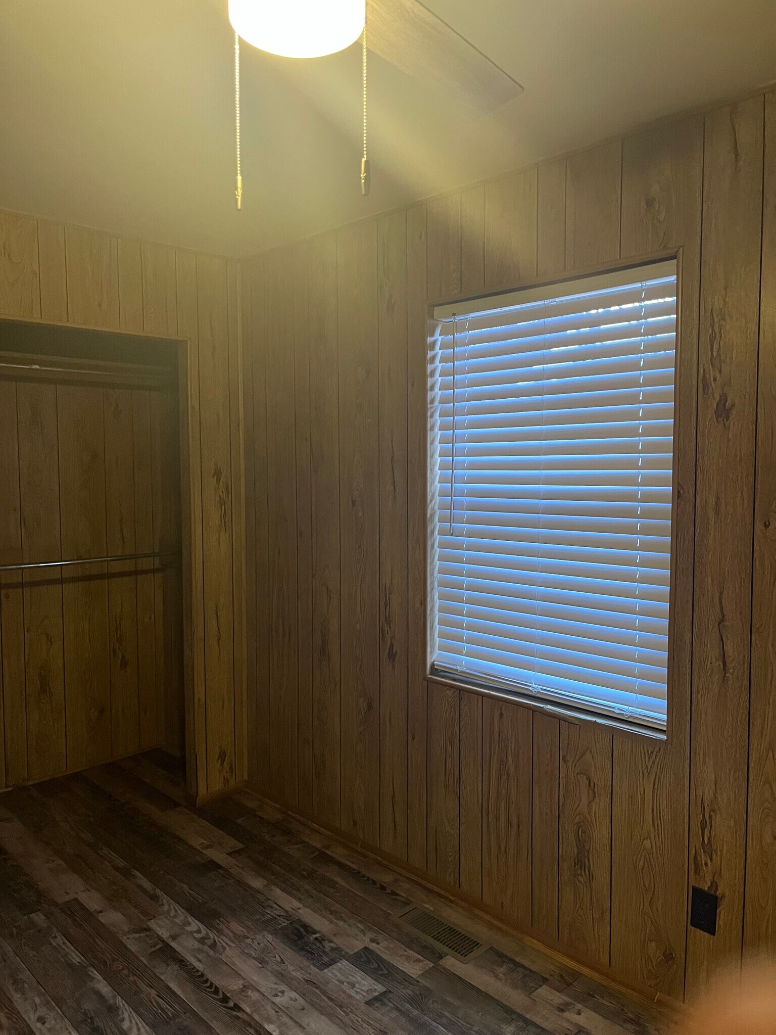 Building Photo - 229 N Duncan St