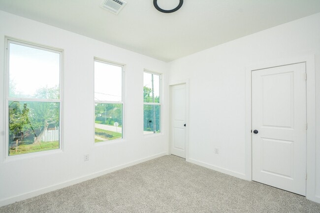 Building Photo - 4358 Clover St