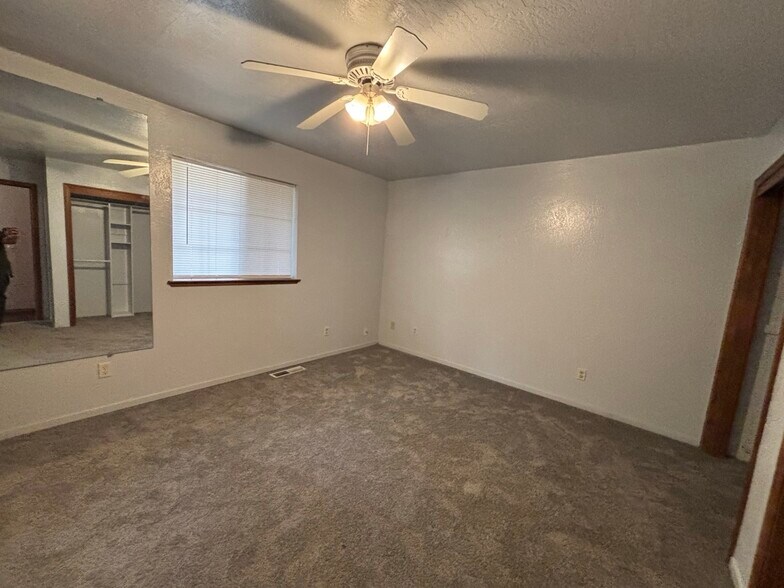 Building Photo - 6160 Sly Park Rd