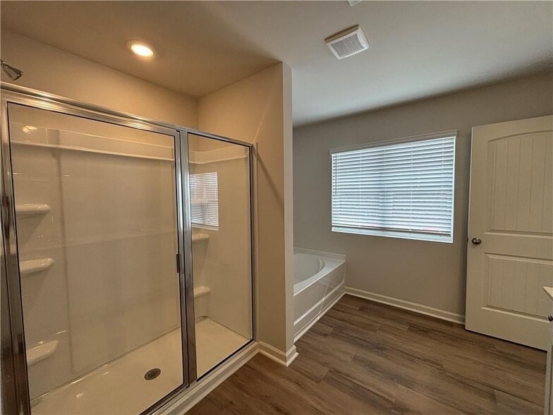 Building Photo - 6652 Parson St