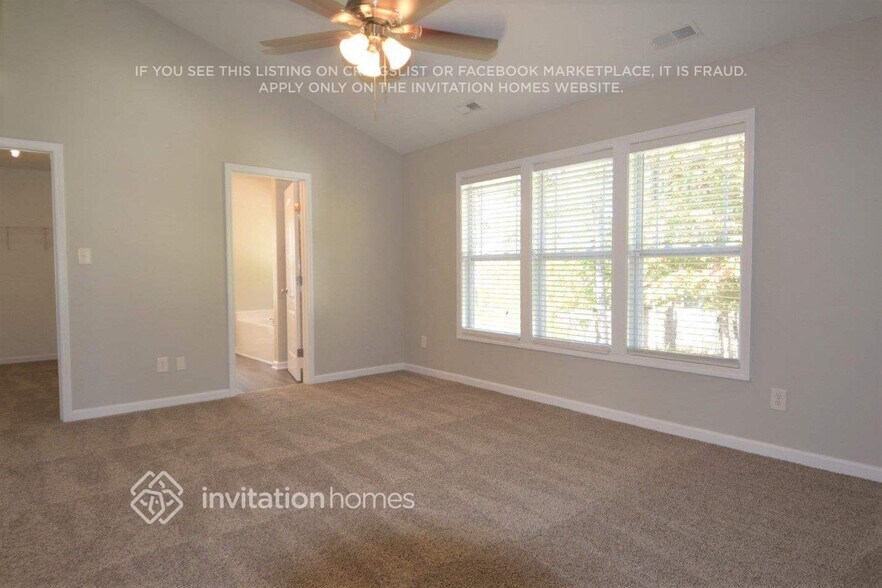 Building Photo - 3117 Groveshire Dr