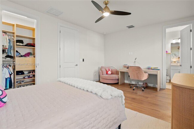 Building Photo - 14820 Millstone Ranches Dr