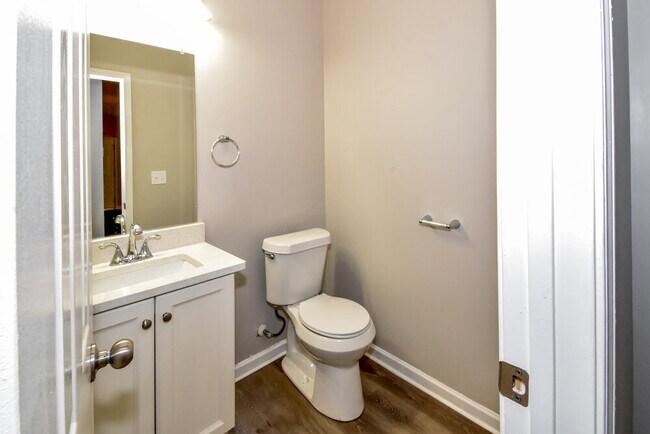 Building Photo - 5853 Little River Rd