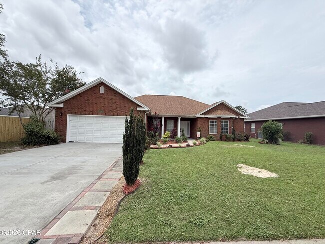 Building Photo - 3719 Bay Tree Rd