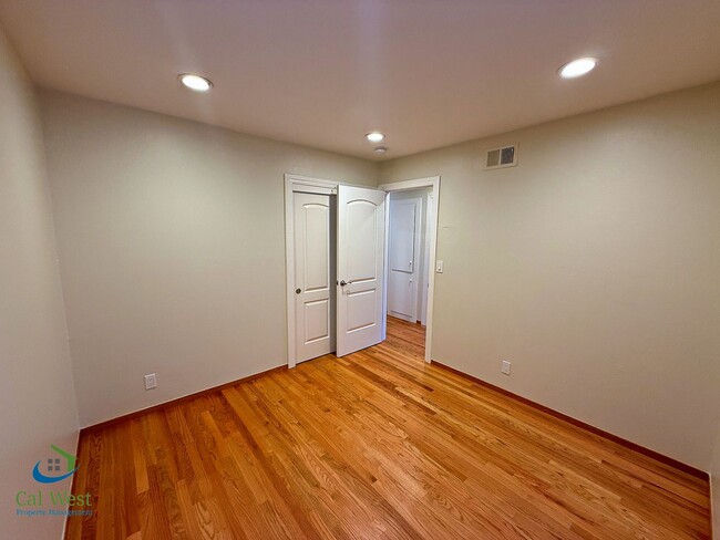 Building Photo - $5295 - 4 Bed/2 Bath Remodeled Home in Santa Clara