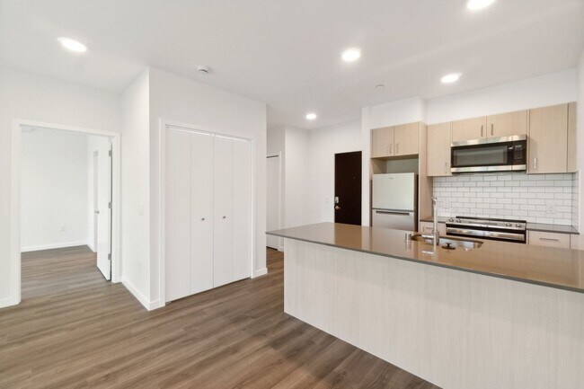 Interior Photo - Plaid Apartments