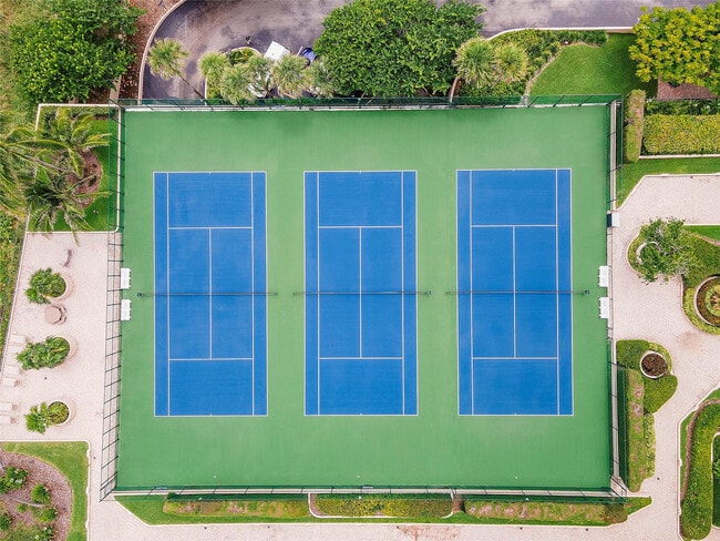 Building Photo - 5000 N Ocean Blvd