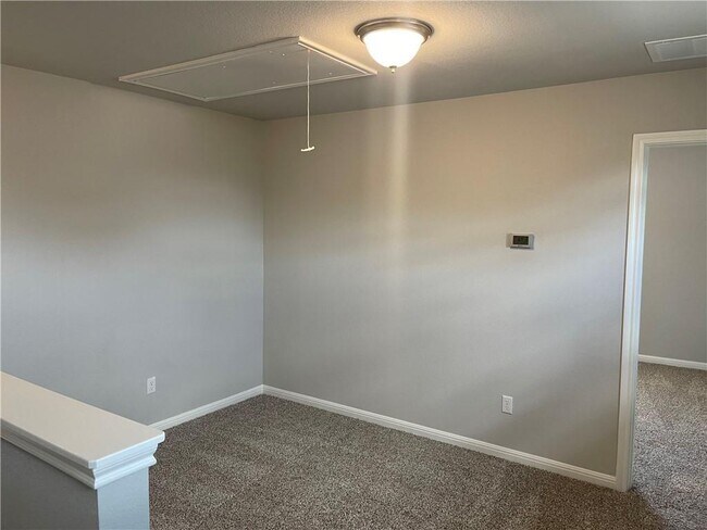 Building Photo - 1029 Kerrwood Wy