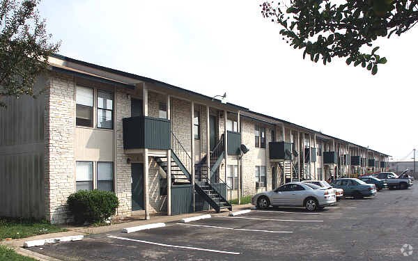 Mesa Ridge Apartments Round Rock, TX Apartment Finder