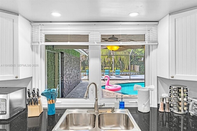 Building Photo - 2191 SW 27th Ln