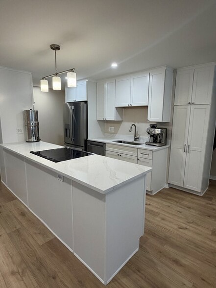 Building Photo - 10125 W 25th Ave