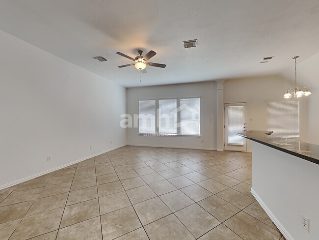 Building Photo - 2914 Crescent Oaks Park Ln