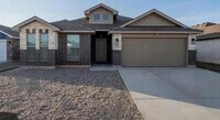 Building Photo - 1322 Lantana Ct