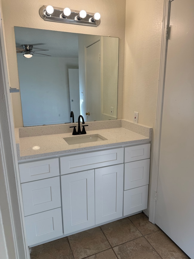 Primary Photo - 1454 Brook Meadow Cir