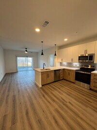 Building Photo - 1500 Old Decatur Rd