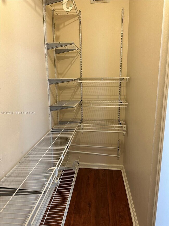 Building Photo - 5840 W Sample Rd