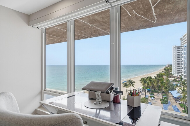 Building Photo - 4100 Galt Ocean Dr