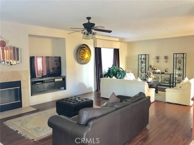 Building Photo - 9376 Live Oak Dr