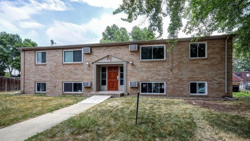 Building Photo - 1302 S Coffman St