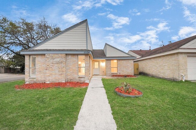 Primary Photo - 11134 Bellerive Dr