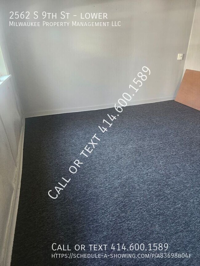 Building Photo - 2562 S 9th St