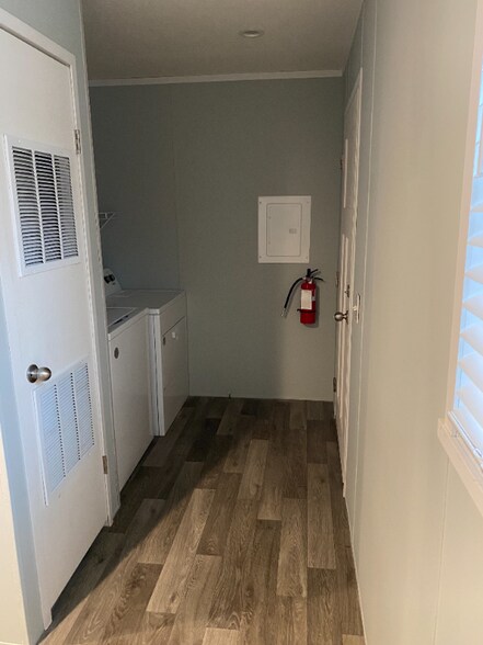 Building Photo - 2267 S Sheeran Dr