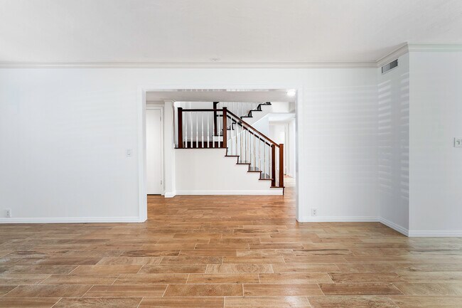 Building Photo - 4456 Candleberry Ave