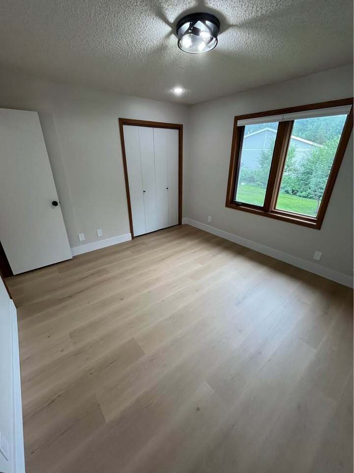 Building Photo - 1826 Normandy Ln