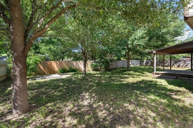 Building Photo - 2407 Wood Chase Trail