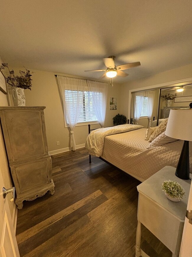 Building Photo - Gorgeous Furnished Country Club Rental