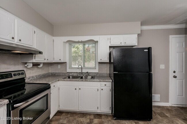 Building Photo - 4609 Glenna Way