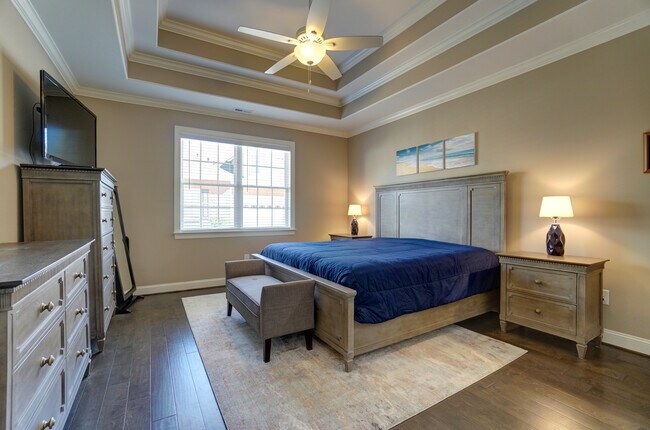 Master bedroom - 2335 Sylvia Court