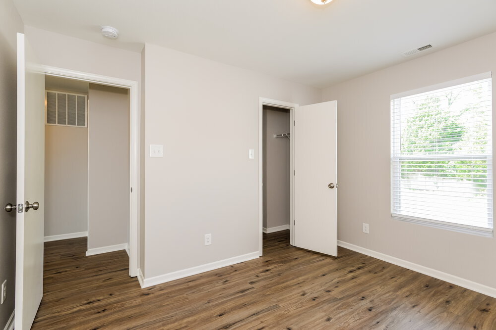 Building Photo - 275 Ranlo Ave