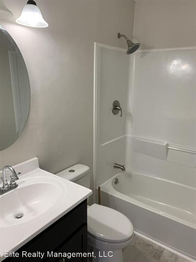 Building Photo - 2 br, 1 bath House - 1335 Claranette Court