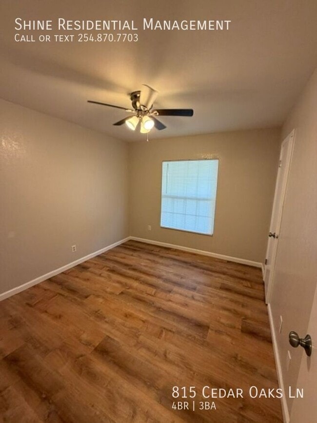 Building Photo - 815 Cedar Oaks Ln