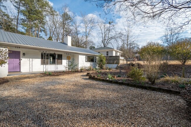 Building Photo - 119 Fortson Cir