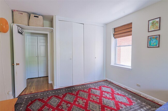 Building Photo - 5730 Mosholu Ave