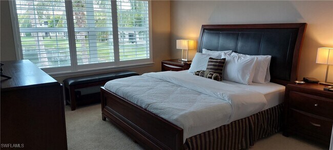 Building Photo - 8561 Violeta St