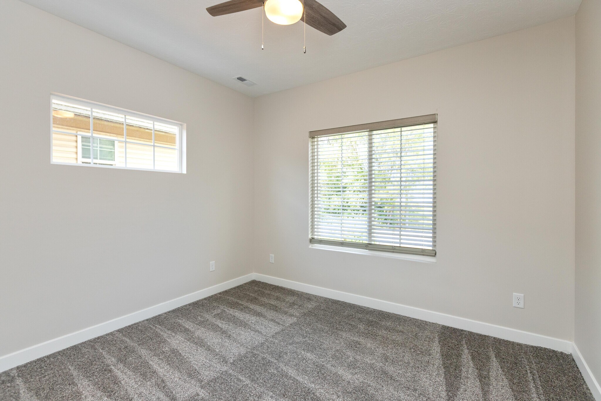 2nd Bedroom - 752 N Elder Ave