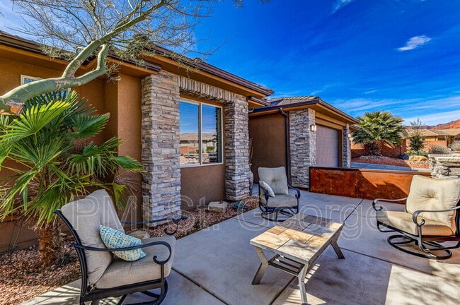 Building Photo - 2823 Kenzies Way