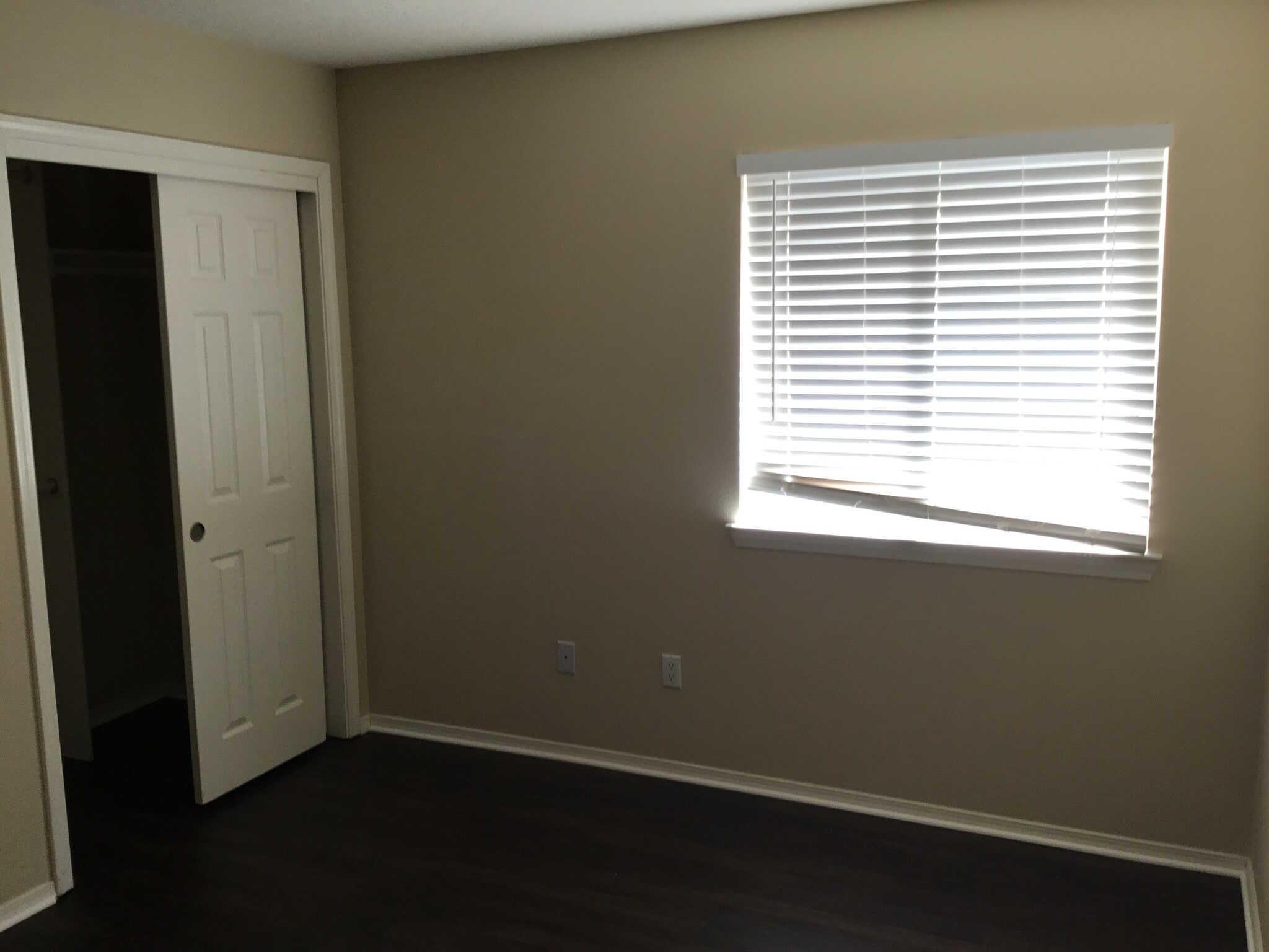 Building Photo - 10220 Country Sage Dr NW