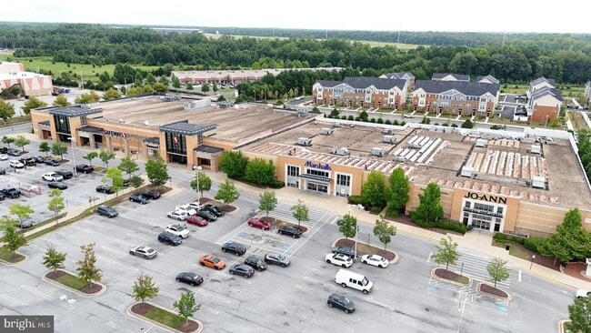 Building Photo - 15507 Pocopson Creek Way