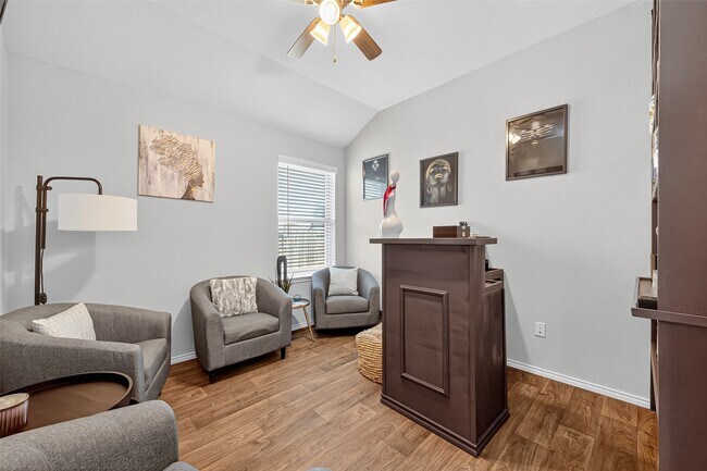 Building Photo - 15202 Davan Springs Dr